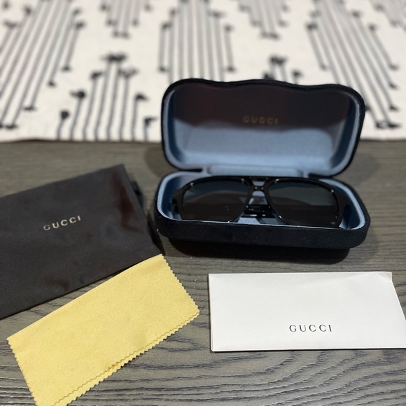 GUCCI GG0767S-005 PILOT BLACK - Picture 1 of 8